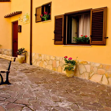 Bed & Breakfast Liola 3*